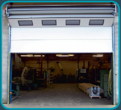 Porte sectionale compact isolée